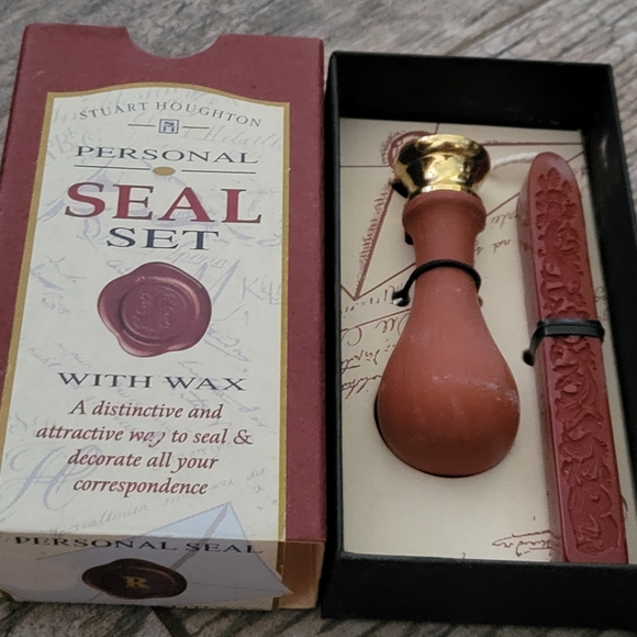 Stuart Houghton Personal Seal Kit Letter "R" with Wax Made in Great Britain NEW - Picture 2 of 7